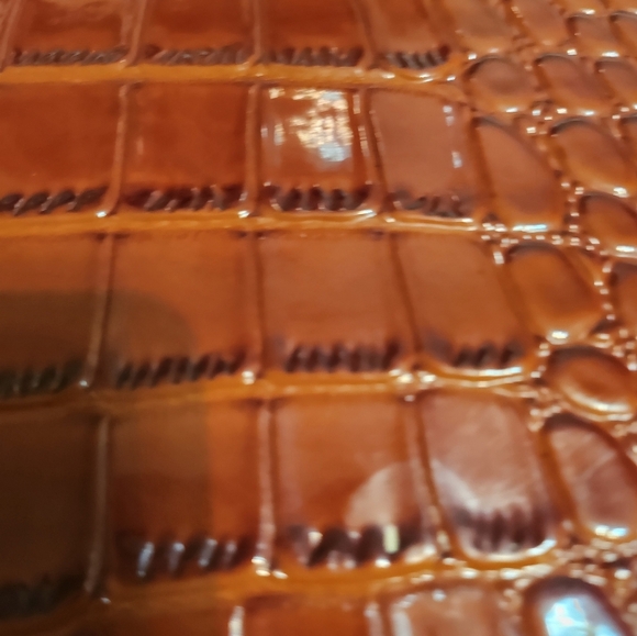 Elegant Brown Faux Leather Croc Pattern Handbag EUC, As Seen in Marie Claire - Picture 14 of 14